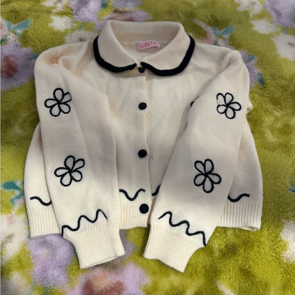 Cinta Rosie Cream Cardigan with Black Floral Embroidery